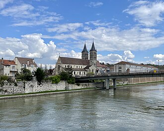 Vue de Melun